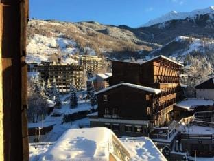 Studio for 4 People Hotel in Saint-Chaffrey