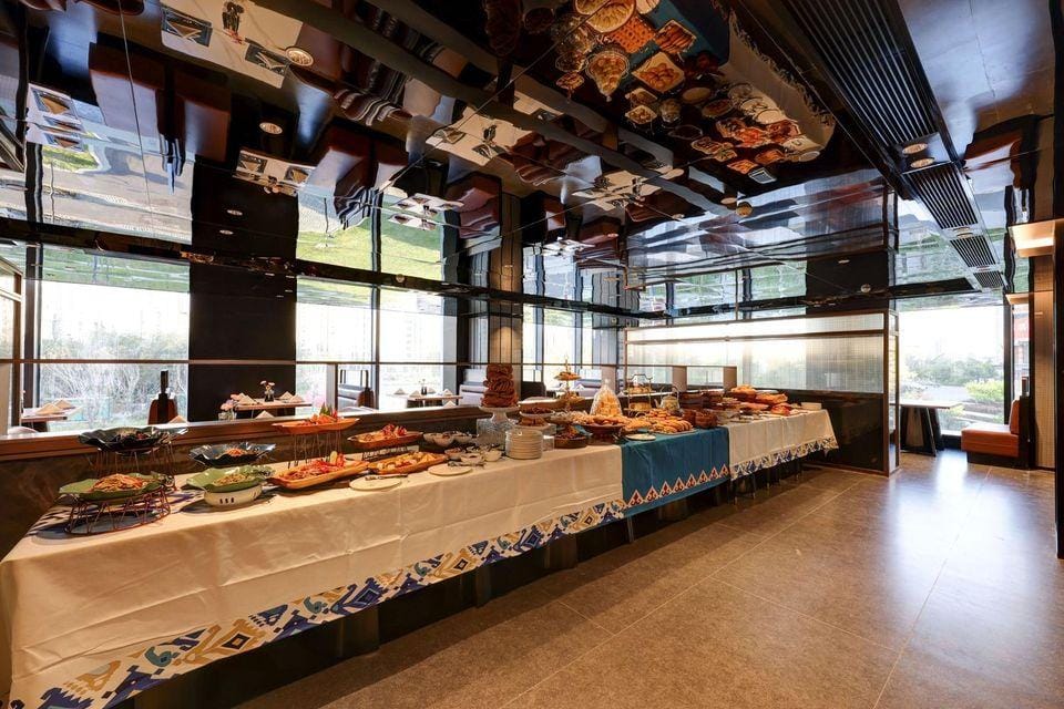 Urumqi Hongguangshan International Convention and Exhibition Center Jingge Hotel Hotel in China