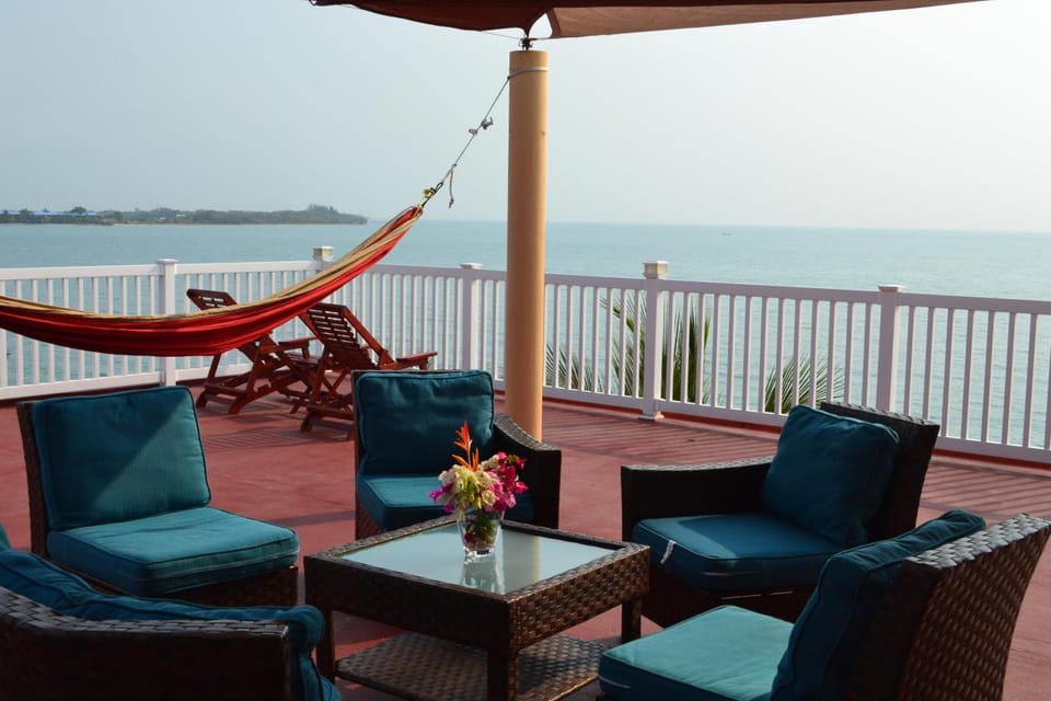 Belizean Nirvana Hotel in Placencia