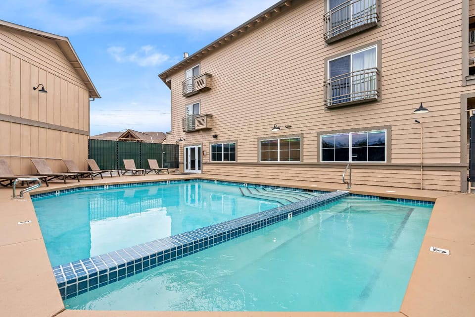 Best Western Rocky Mountain Lodge Hotel in Whitefish