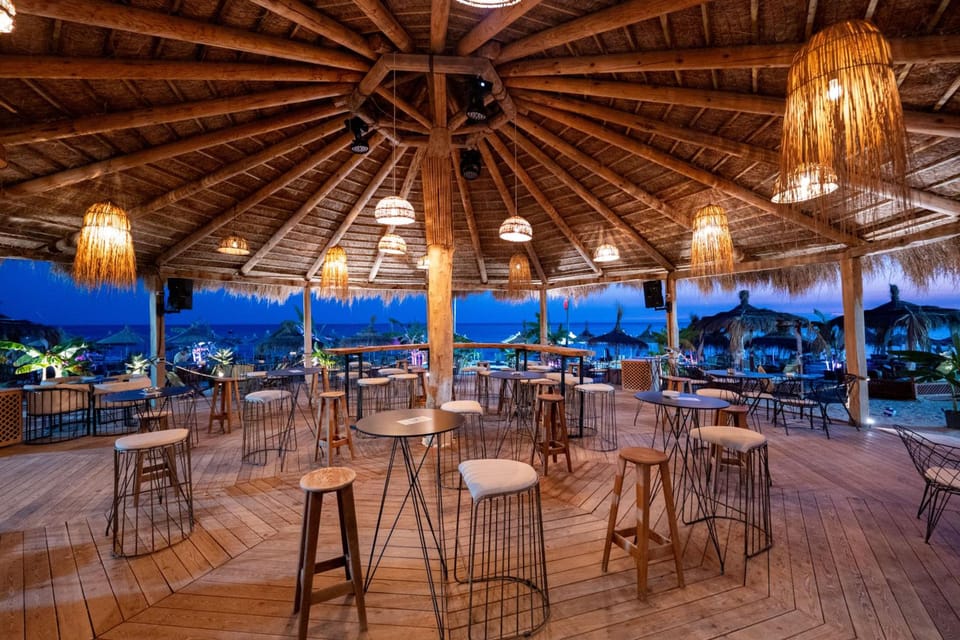 Bar/lounge