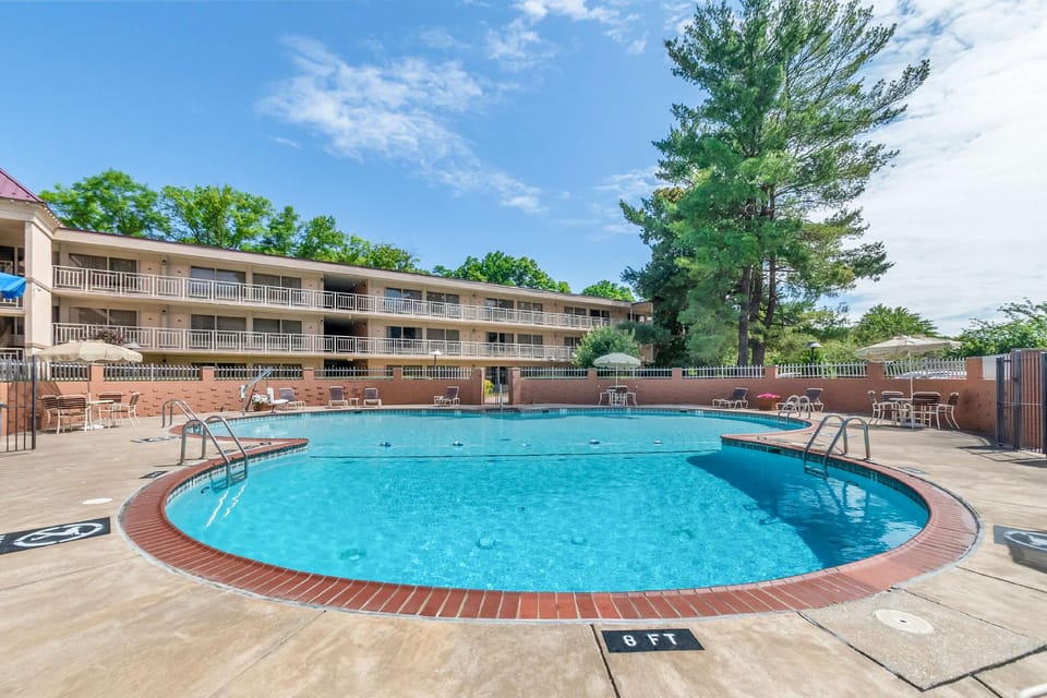 Best Western Fairfax Hotel in Fairfax
