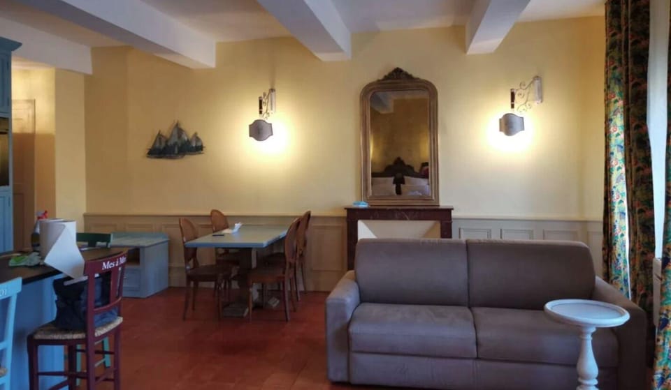 Mes à Moi Pézenas Hotel in Pézenas