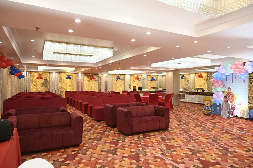 HOTEL SUNDARAM CONTINENTAL Hotel in Uttar Pradesh