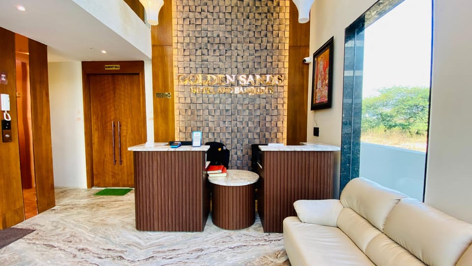 Golden Sands Hotel & Banquet Hotel in India