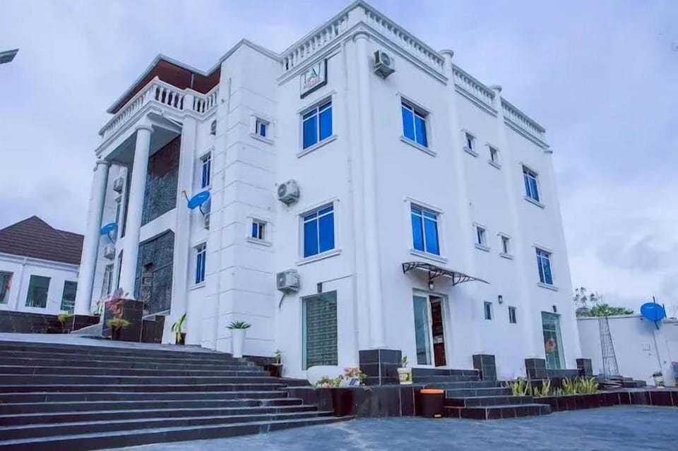 TAJ SUITES Hotel in Nigeria