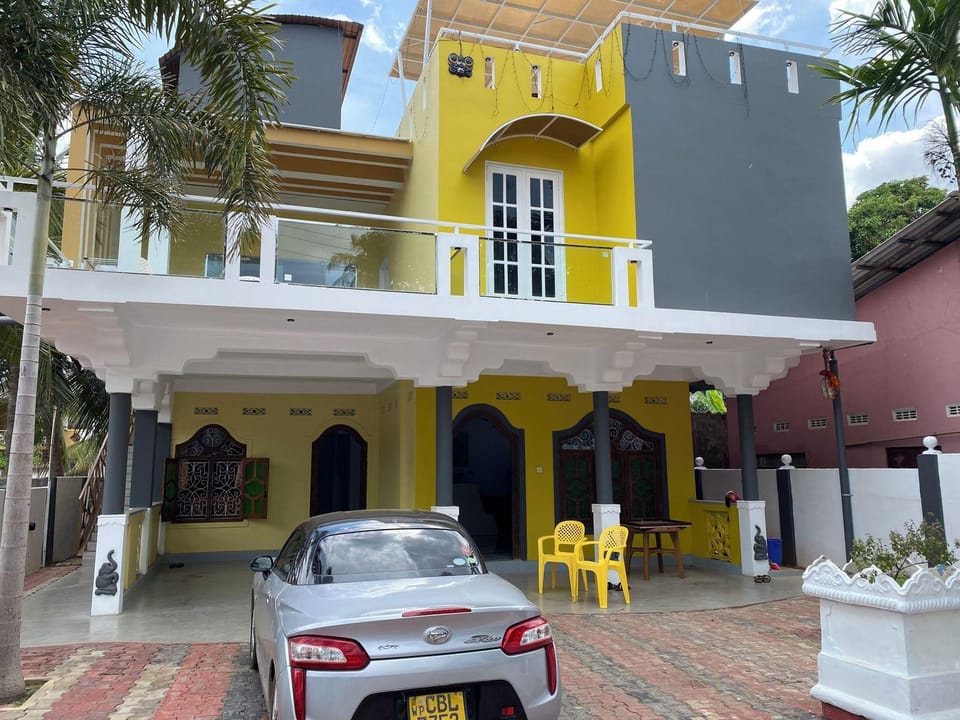 Hotel Jay R Hotel in Sri Lanka