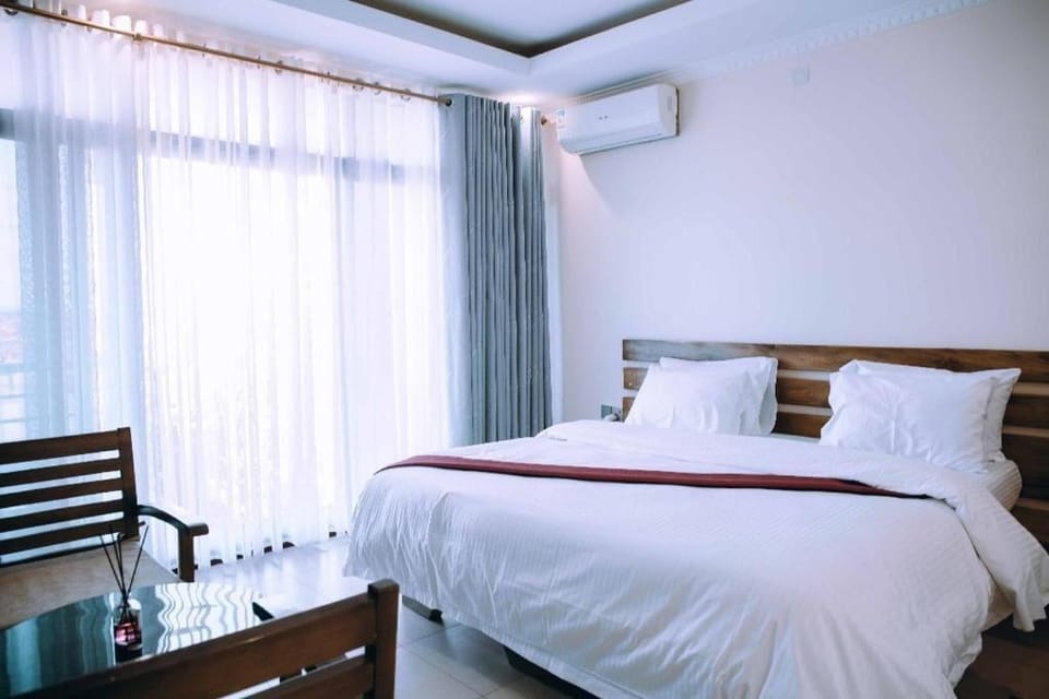 ROYAL CROWN HOTEL Hotel in Africa