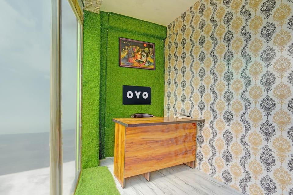 SPOT ON Prayag Niwas Hotel And Restaurant Hotel in Uttar Pradesh