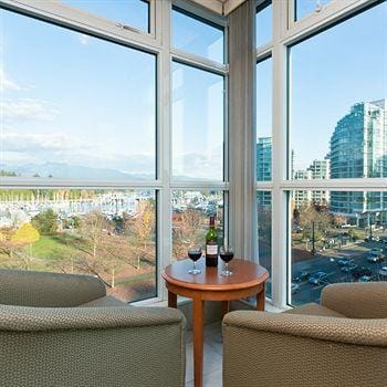Lord Stanley Suites On The Park Apartment hotel in Vancouver