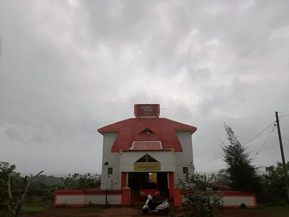 Holiday Moods Villa Ganpatipule Maharashtra Hotel in Maharashtra