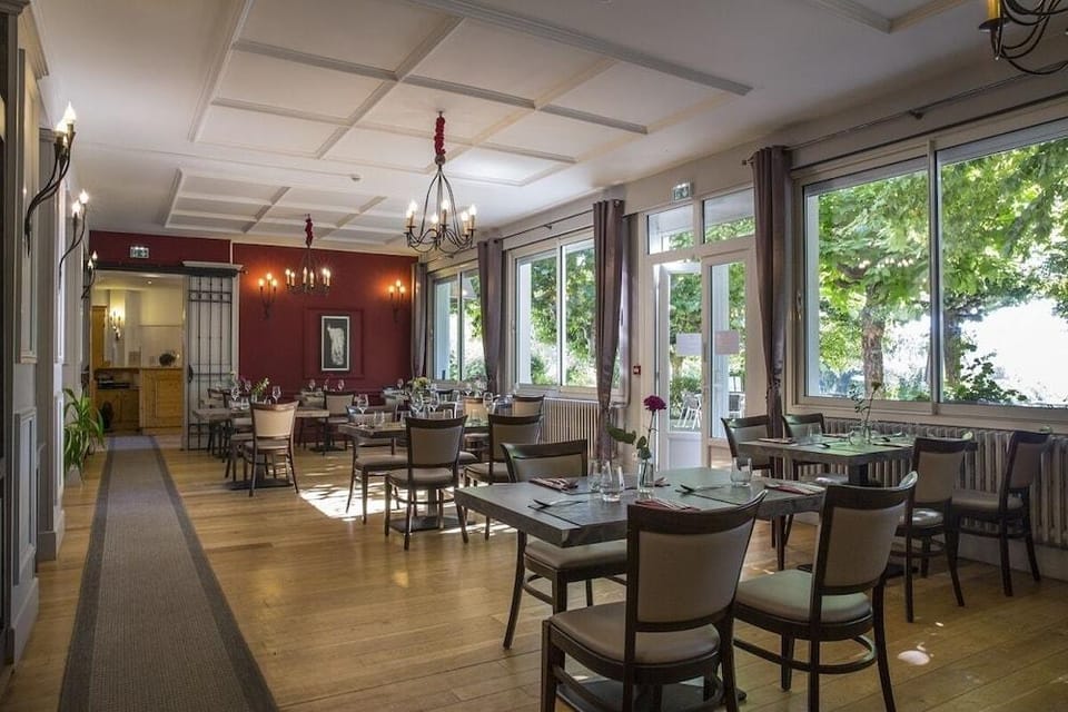 Hotel Les Mesanges Hotel in Auvergne-Rhône-Alpes