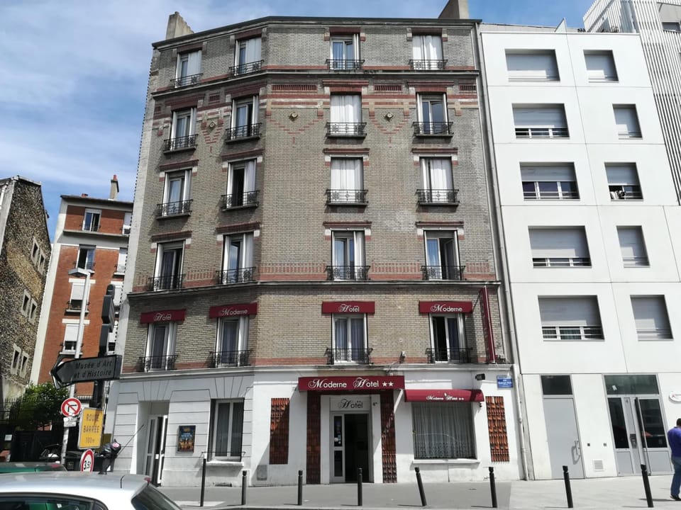 Hotel Moderne Hotel in Saint-Denis, France