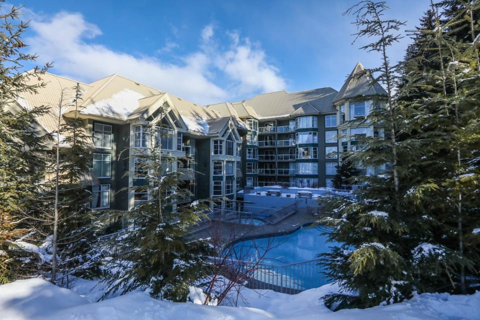 Woodrun Lodge by Whiski Jack Hotel in Whistler