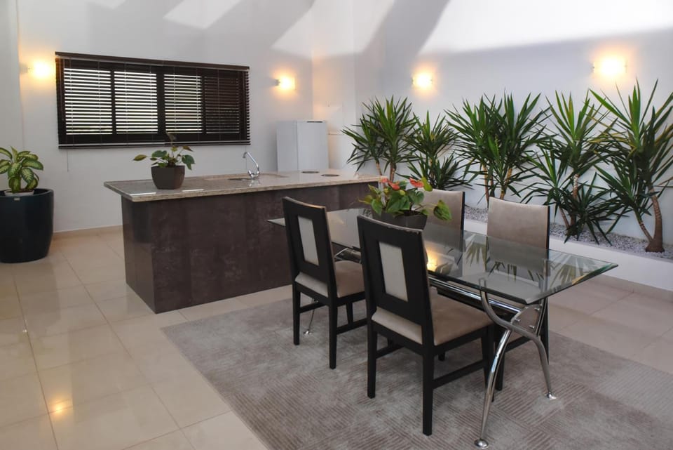 Bar/lounge