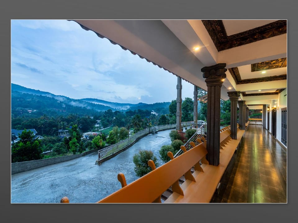 Periyar Mountain Palace by Thavika, Thekkady Hotel in Kerala