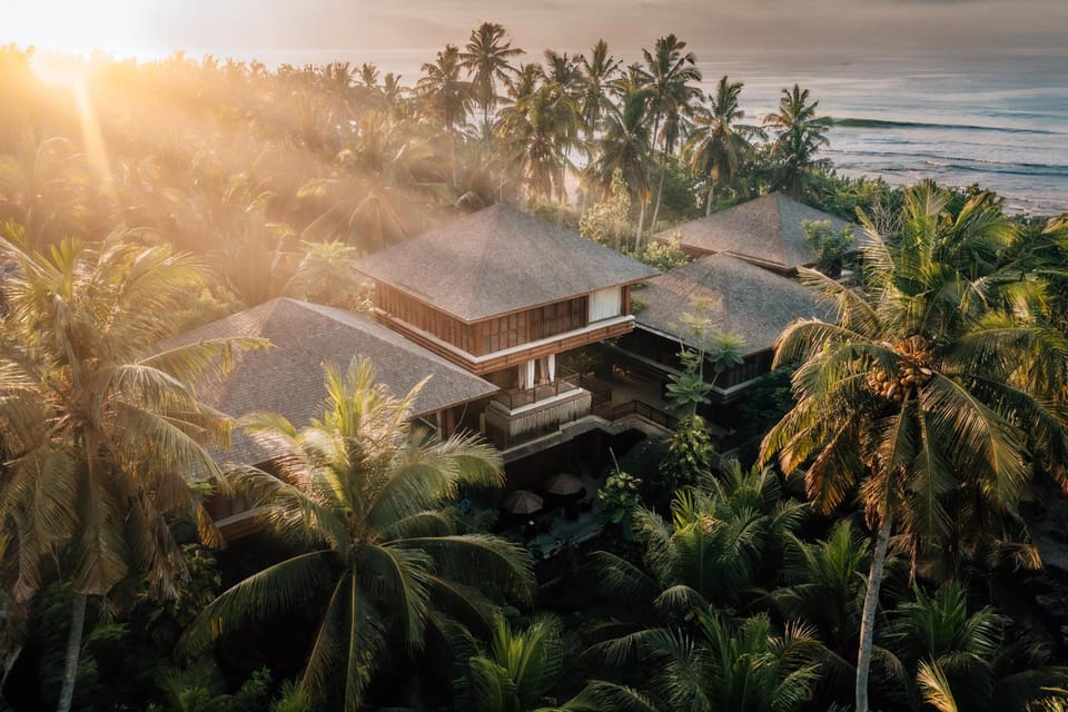 LOSTLindenberg Hotel in Pekutatan