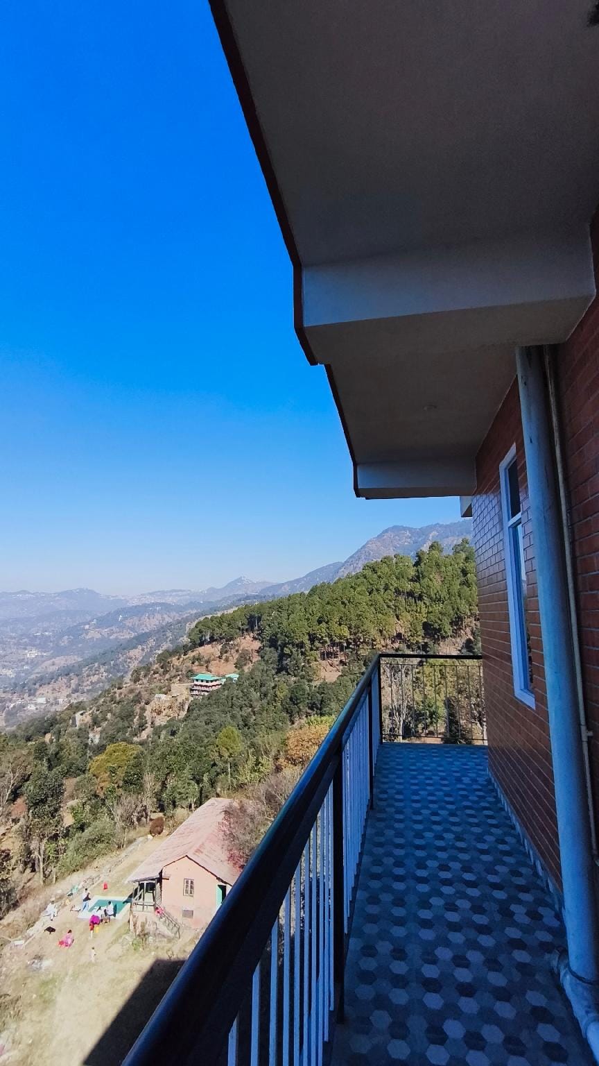 Arcadian Grove Hotel in Himachal Pradesh