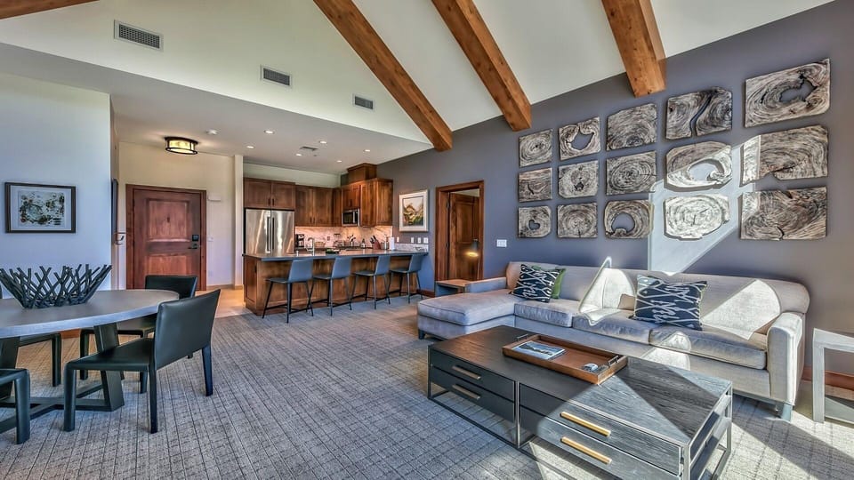 Luxury 2br Steps From Heavenly Village & Gondola 2 Bedroom Condo by RedAwning Hotel in Stateline