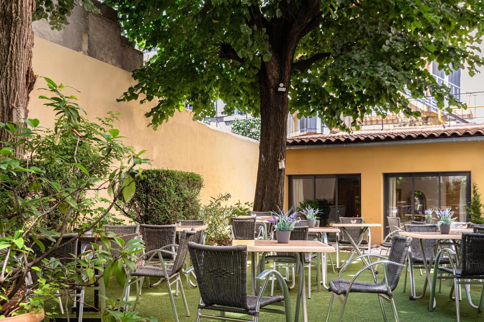 Best Western Le Bristol Hotel in Auvergne-Rhône-Alpes