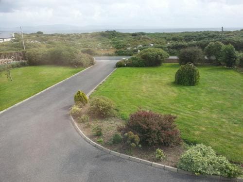 Aran View - Radharc Arainn B&B Hotel in County Galway