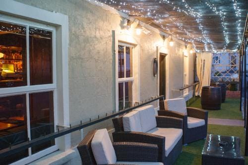 Giltraps Townhouse & Glamping Hotel in Co. Tipperary, Ireland