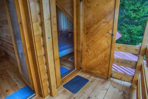 Guest house Mickovic Hotel in Montenegro