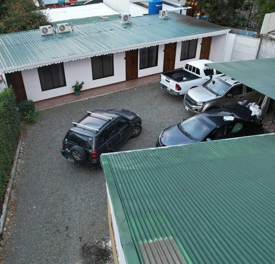 Cabini Taz Hotel in Cahuita