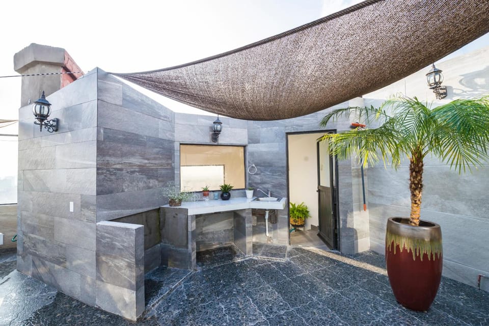 Air Lux Hotel in Mexico City