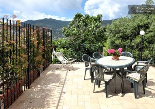 Villa Mont des Oliviers CITRA-8055LT-1805 e 1807 Hotel in Sanremo