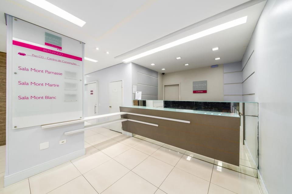 Rede Andrade Vernon Hotel in Curitiba