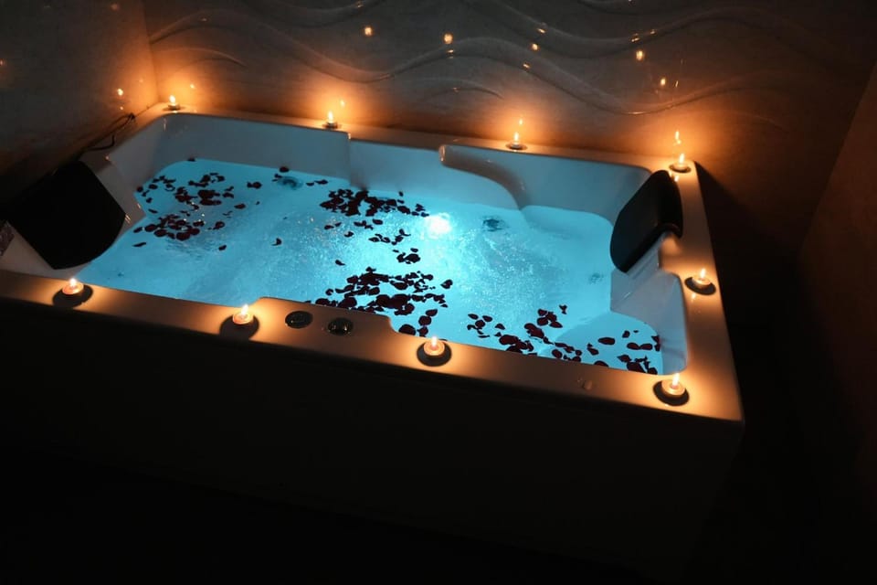 Hot tub