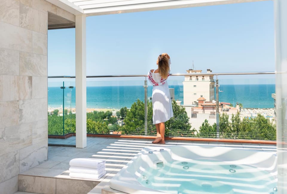 Hotel Atlantic Riviera Mare Hotel in Marche