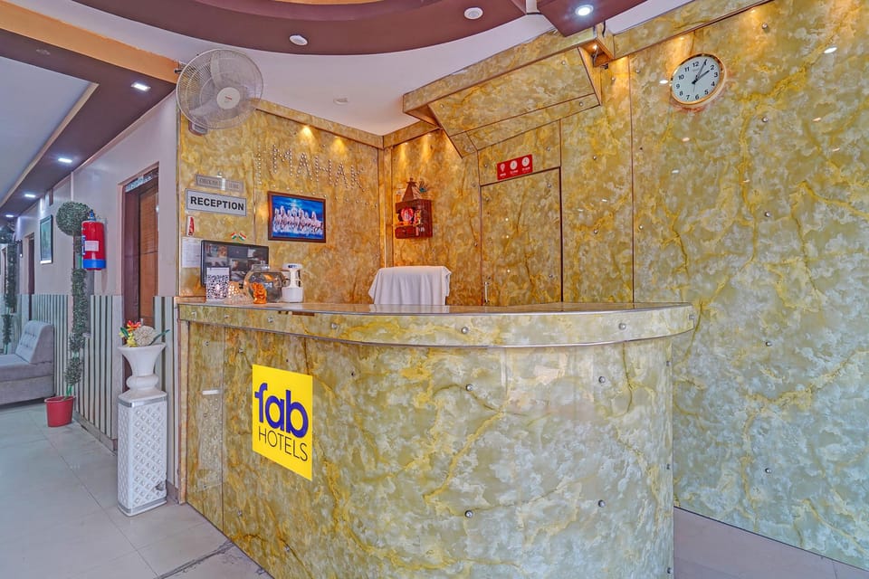 FabHotel Shree Ji Hotel in Lucknow