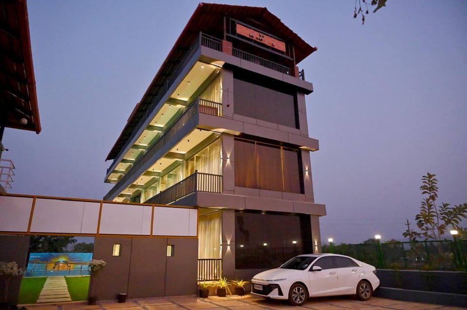 GP Golden Palm Meadows Resorts Hotel in Karnataka