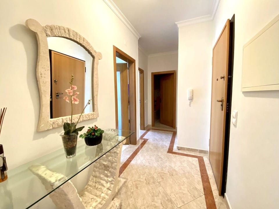 Vilamoura Typical 2 With Pool by Homing Hotel in Quarteira