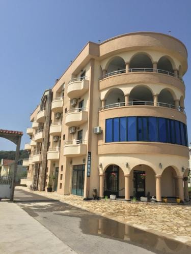 Guesthouse Liamra Hotel in Ulcinj Municipality