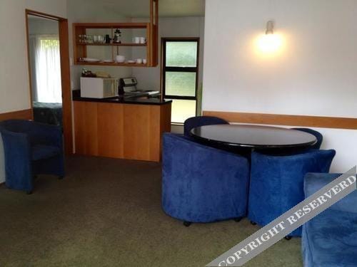 Academy Motor Lodge Motel in Christchurch