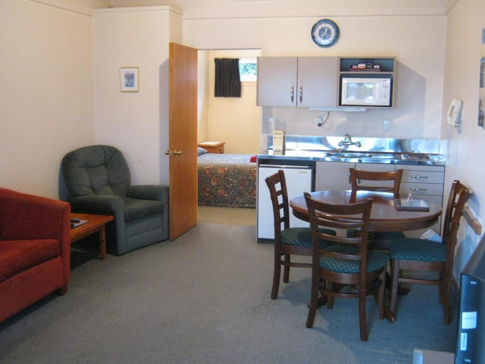 Blue Dolphin Motel Motel in Otago