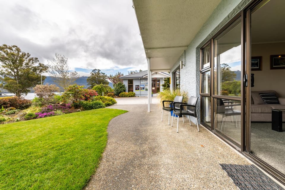 Lakeside Motel & Apartments Motel in Te Anau