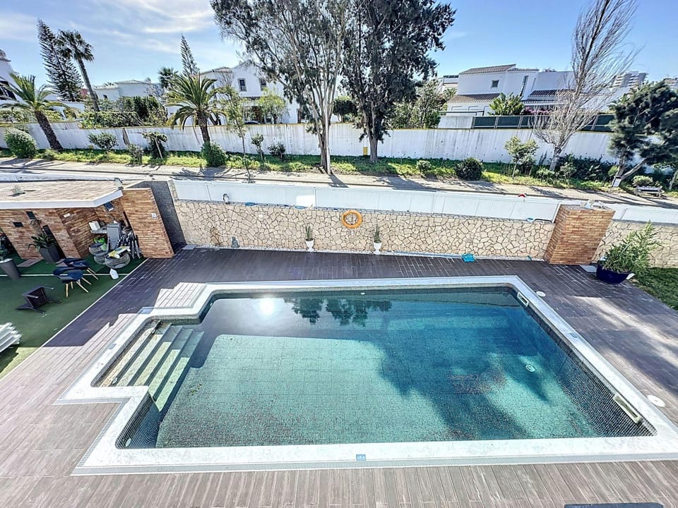 Garden view Hotel in Alvor