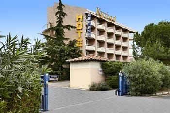 Hôtel YKARD Hotel in Fréjus