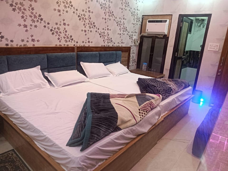 Krishna Guest House Rampath Hostel in Nepal