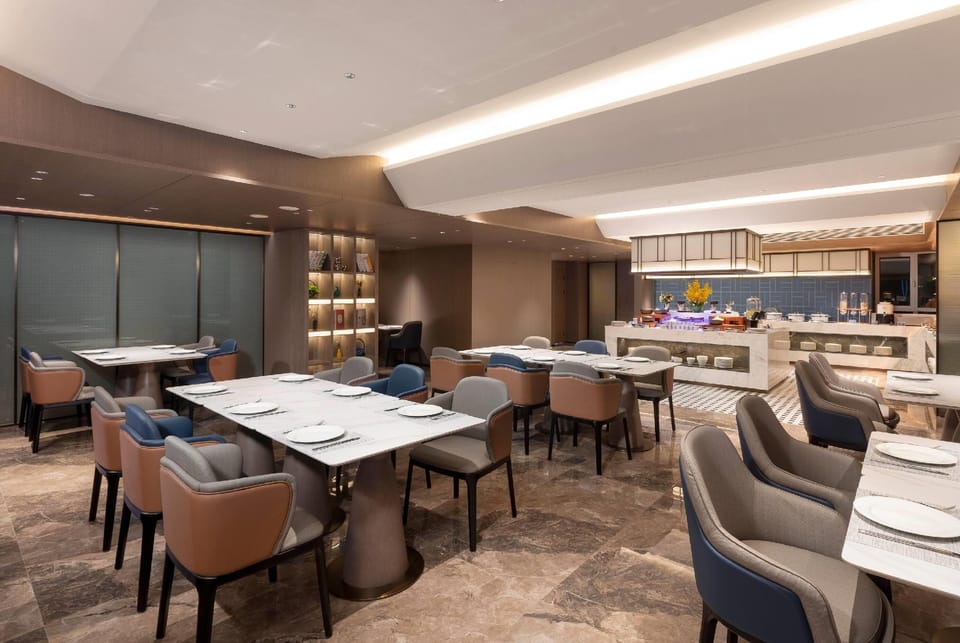 Days Inn by Wyndham Zhengzhou Xinzheng Airport Hotel in China