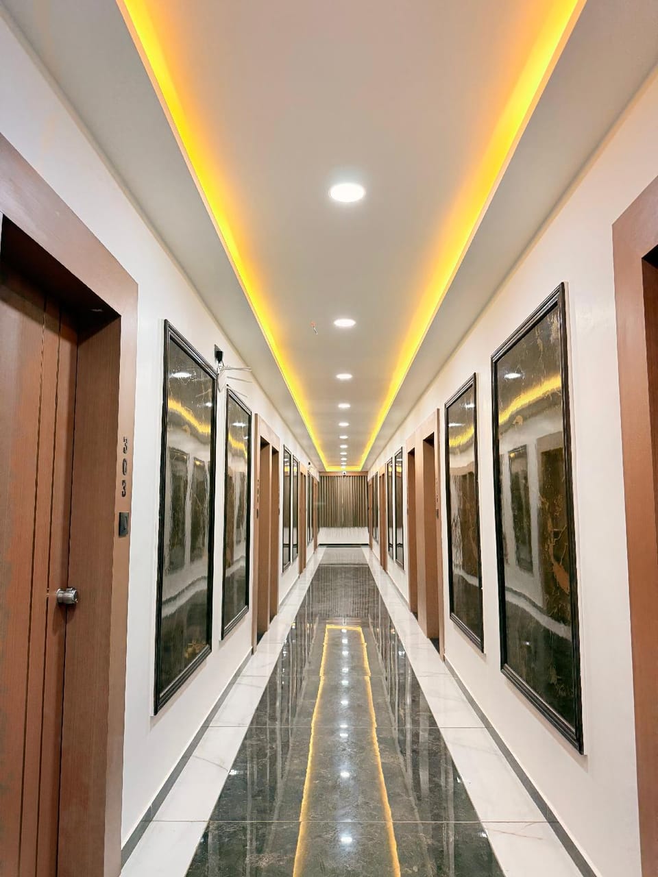 Hotel Rose Prime Hotel in Gujarat