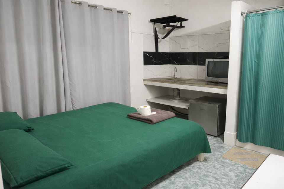 Amenity (Guest room)