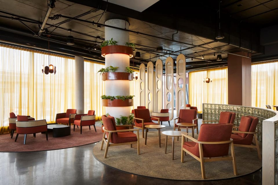 Bar/lounge