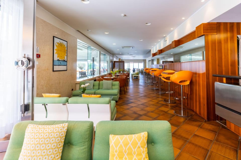 Bar/lounge