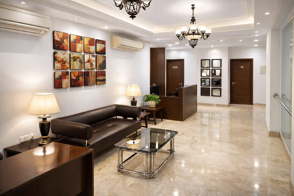 EMBLEM Hotel - Arjun Marg, Golf Course Road Gurgaon Hotel in Gurugram