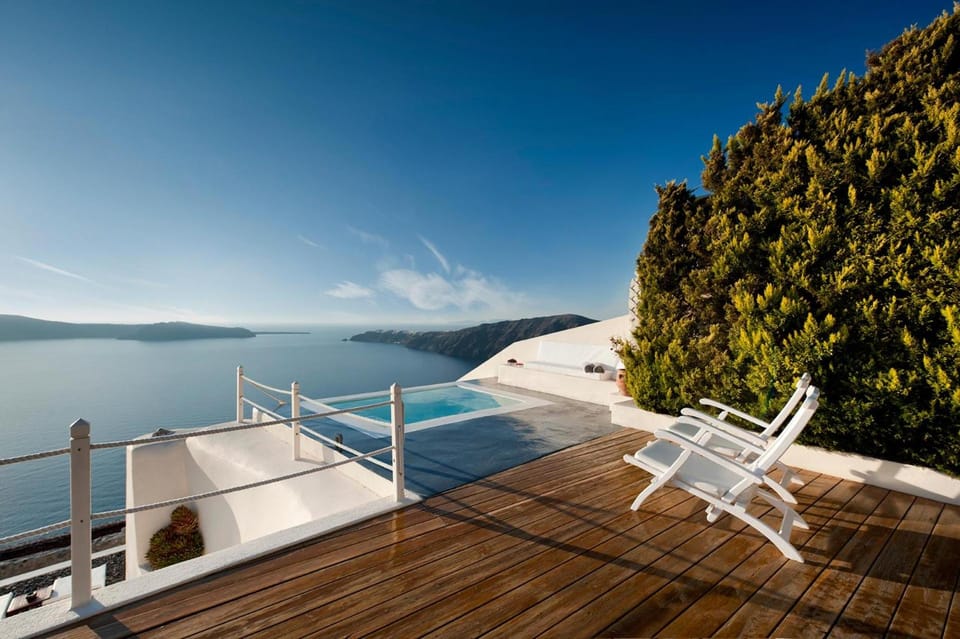 Anastasis Apartments and Spa Hotel in Santorini